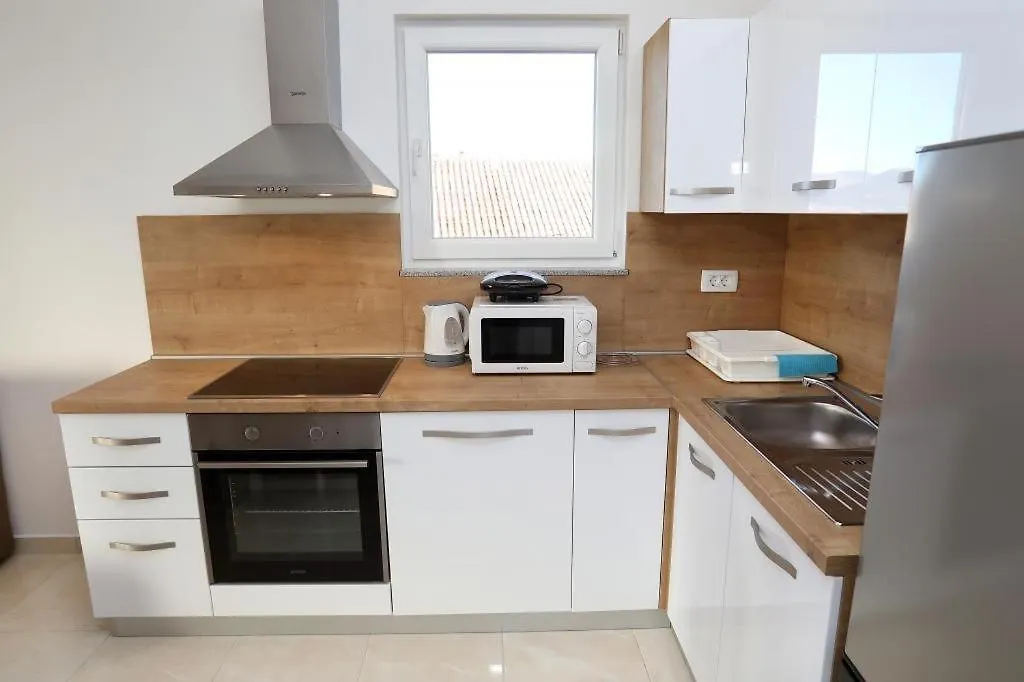 Apartment In Okrug Gornji With Sea View, Terrace, Air Conditioning, Wifi 5059-1 Traù