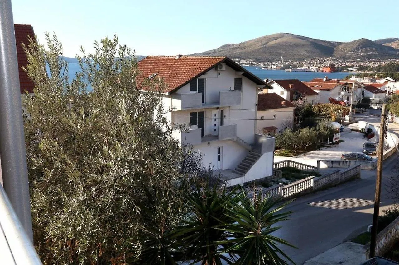 Apartment In Okrug Gornji With Sea View, Terrace, Air Conditioning, Wifi 5059-1 Trogir