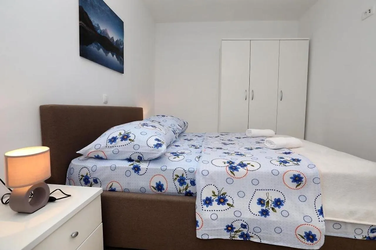 Apartment In Okrug Gornji With Sea View, Terrace, Air Conditioning, Wifi 5059-1 Trogir